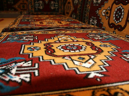 Orientalische Sitzecke, Orientalische Sitzkissen, Sark Kösesi, Kelim