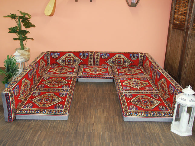 Orientalische Sitzecke, Orientalische Sitzkissen, Sark Kösesi, Kelim