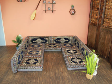 Orientalische Sitzecke, Orientalische Sitzkissen, Sark Kösesi, Kelim