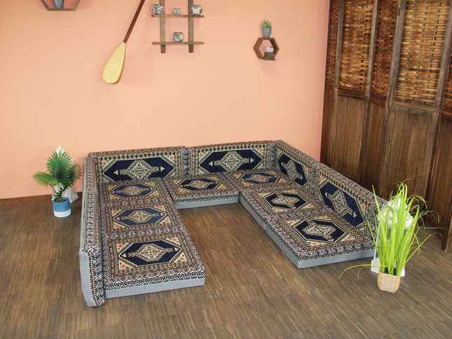 Orientalische Sitzecke, Orientalische Sitzkissen, Sark Kösesi, Kelim
