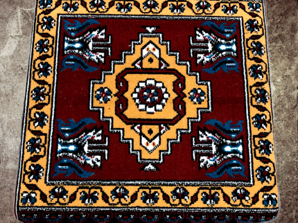 Sark Kösesi, 9-tlg. Kissenset, Orientalische Sitzecke, Sitzkissen-Set + Teppich