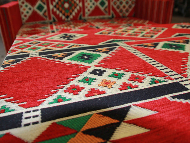 Zeder, Orientalische Sitzecke, Sark Kösesi, Orientalische Sitzmöbel , Rot Zeder-1