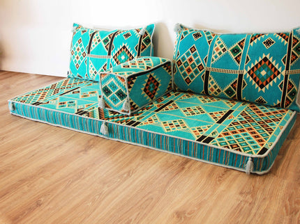 Sark Kösesi, Orientalische Sitzecke, Kelim Sedir, Orient, Orientalische Möbel 